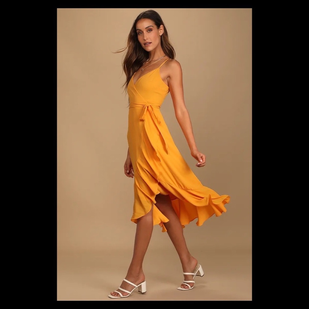 🧡 Lulus Manhattan Moment Wrap Dress Medium 🧡